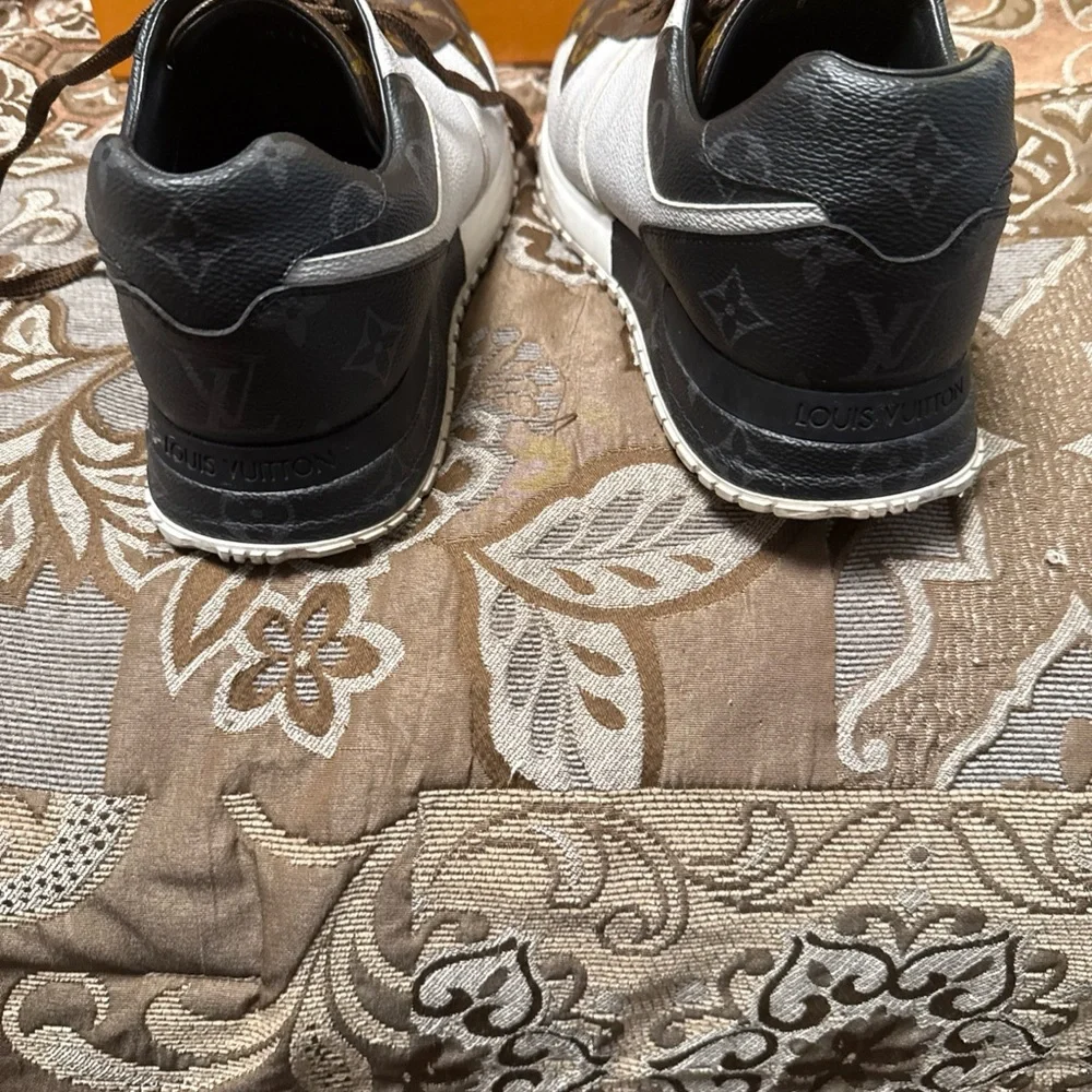 Louis Vuitton Men's Brown Sneakers - Picture 6 of 6